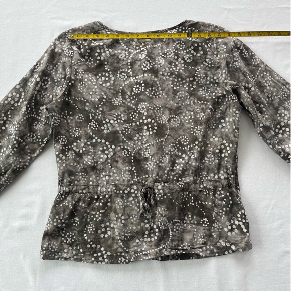 Columbia Patterned Button-down Shirt - Small - Picture 14 of 16